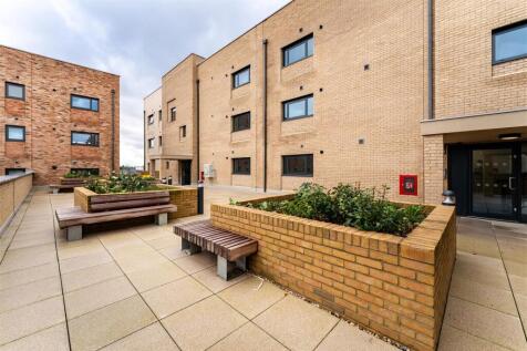 Evolution Court, Darwin Green, inside court, C1 an