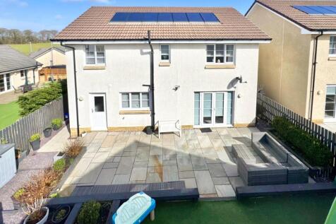 Juniper Street, Irvine rear garden photo