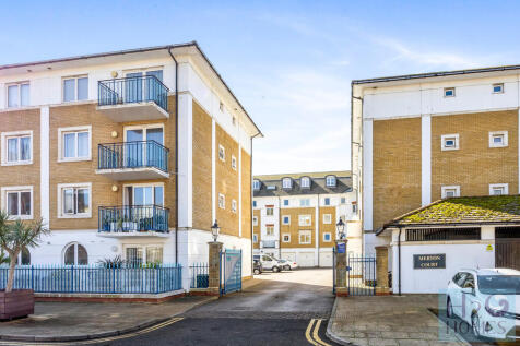 The Strand, Merto...