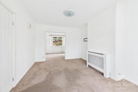Athlone Avenue, Cheadle Hulme, Cheadle, Greater Manchester, SK8 photo 3