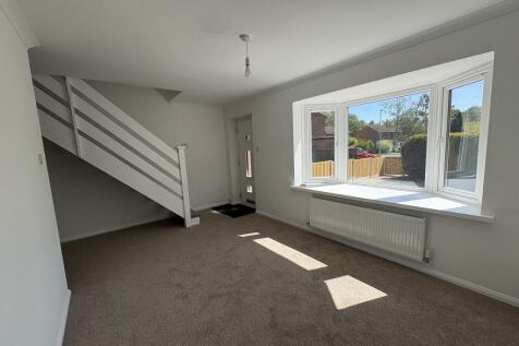 Woodvale Close, Lincoln, LN6 3RL photo 3