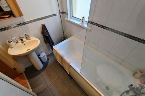 Bathroom (2)