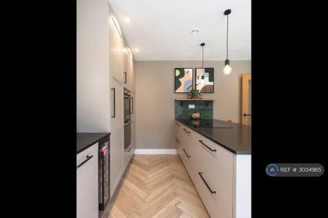 Priory Lane, Huntingdon, PE29 photo 3