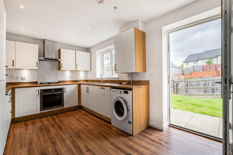 Kitchen (2)
