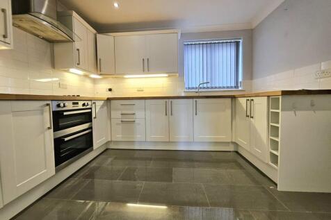 Sawtry Close Luton LU3 2UE photo 5
