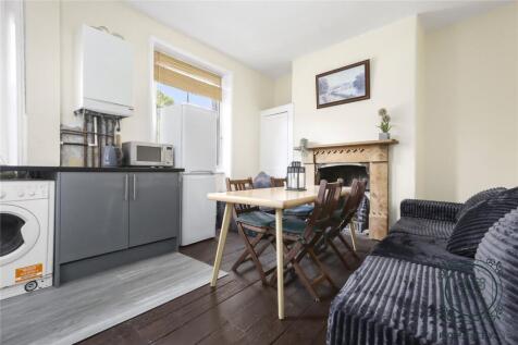 Reception/Kitchen