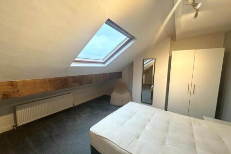 Room 4 (1)