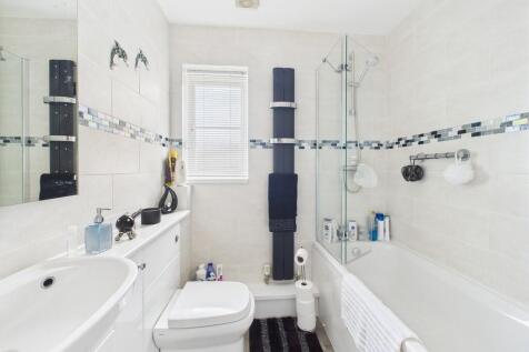 CAM02089G0-PR0517...