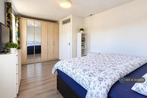 Copperfield, Chigwell, IG7 photo 5