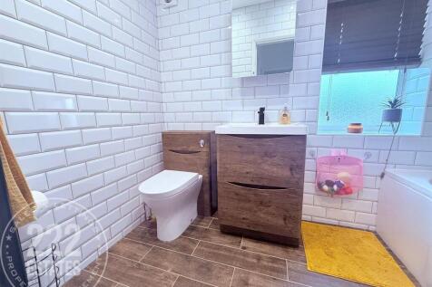 PHOTO-2025-10-16-14-13-31 (25).jpg