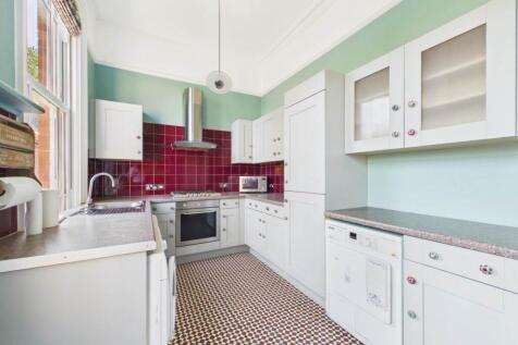 KITCHEN (2)