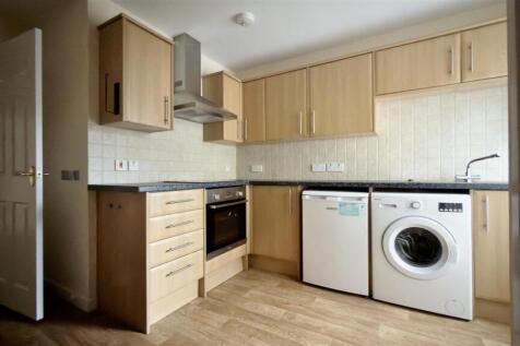Flat 1, 4 Ardross Road, Alness, Ross-Shire photo 5