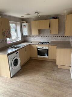 Polesdon Avenue, Swindon, Wiltshire, SN3 photo 3
