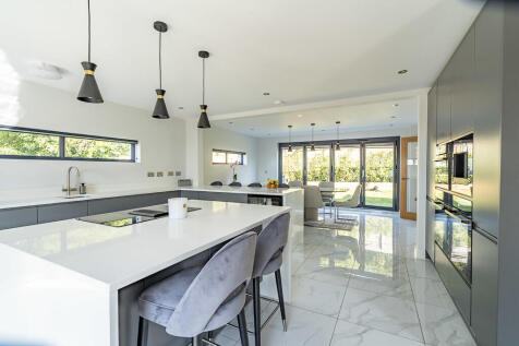Kitchen/Dining Ro...