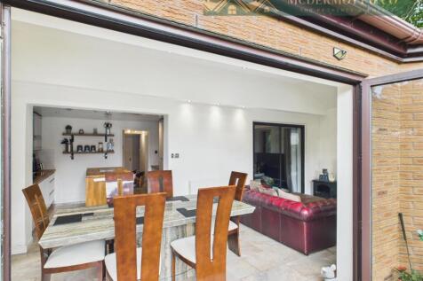 Dining Room / Lounge