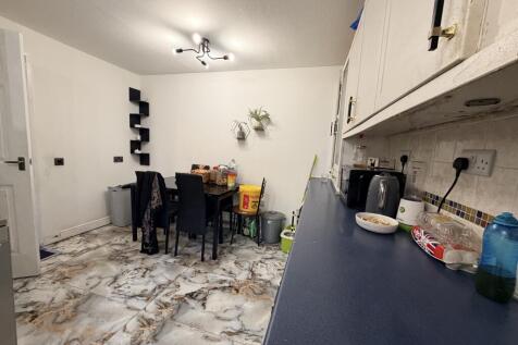 Copsewood, Werrington, Peterborough PE4 6BN photo 5