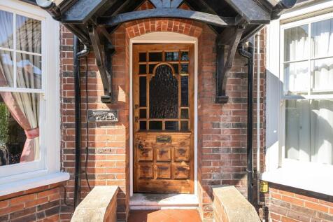 Private Entrance