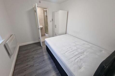 Henton Road, Leicester photo 3