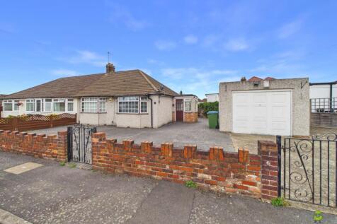 Presented by Clinton at EweMove Bexleyheath and Da