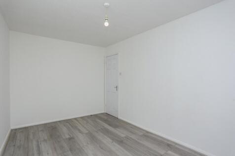 Birchdene Drive London SE28 photo 5