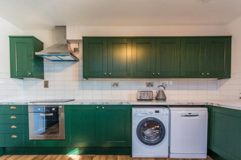 St Hilds Flat 3 kitchen 3