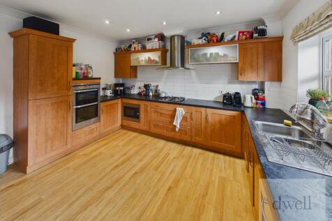 Alnwick View, Weetwood, Leeds, LS16 photo 4