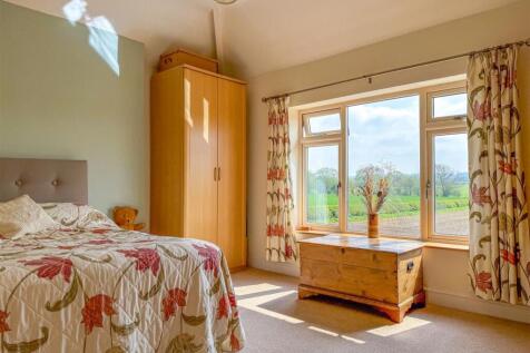 Robies Gorse Farmhouse - Image-40.jpg