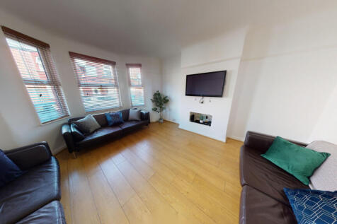 5-bed house on Egerton Road, Liverpool, £3,142/mo