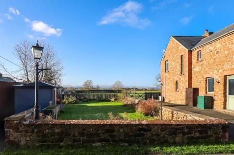 Front Garden &amp; Views