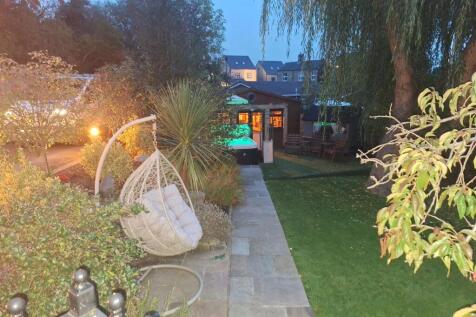 128 Nab Lane - 1.jpg