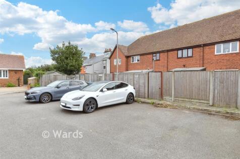 Driveway/Parking