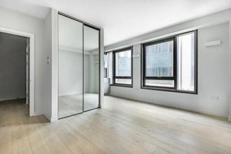 Living Area/Bedroom