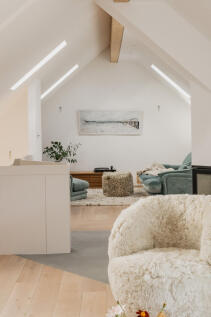 243503 - Seven Whistlers, Salthouse-23.jpg