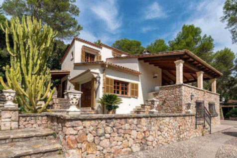 Exterior view of the finca