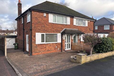 Stockport, SK7 - property photo