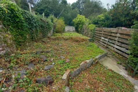8 Pitt Hill Garden.jpg