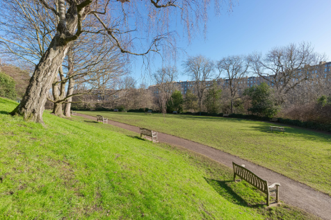 Dean Gardens