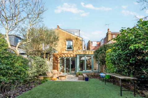 44 Wavendon Avenue-26.jpg