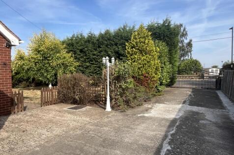 Hall Villa Lane, DN5 photo 4