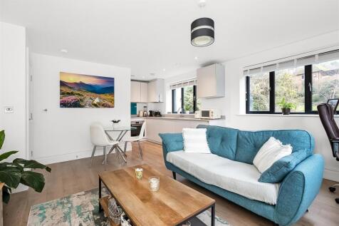 Open Plan Kitchen/Living area