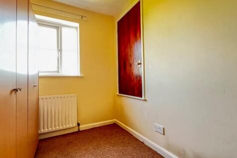 Warren Close, Gainsborough photo 3