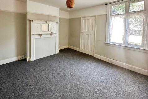 Chandos Road, Luton, Bedfordshire, LU4 photo 4