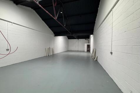Light Industrial to rent Image 5