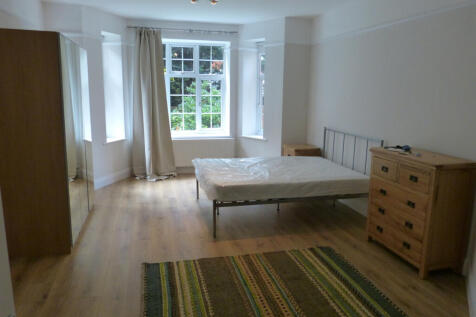Very large room with a small reception own bathro
