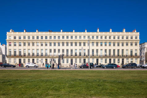 Hove, BN3 - property photo