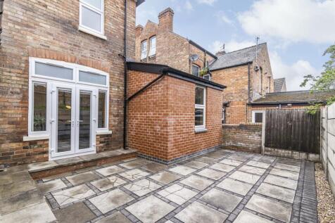 Rear Outdoor Area