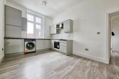 Lounge Kitchen