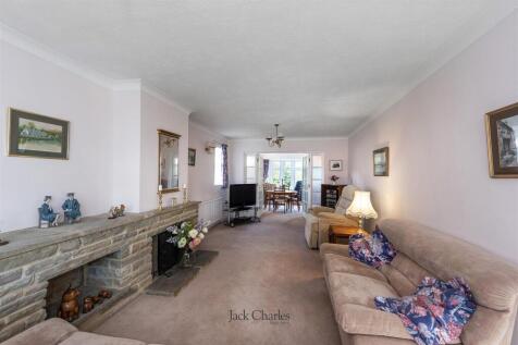 11 Allington Drive, TN10 4HH 004.jpg