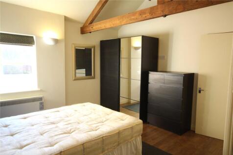 Shrob Lodge, Towcester Road, Old Stratford, Buckinghamshire, MK19 photo 4
