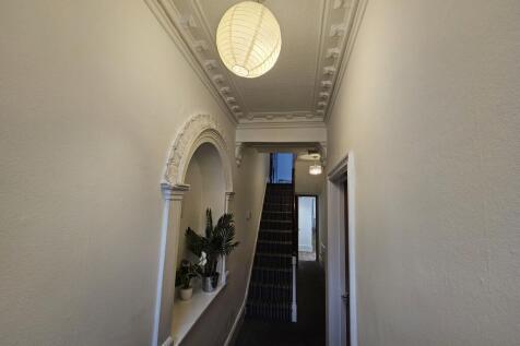 63 Clarendon Street, Leamington Spa photo 2